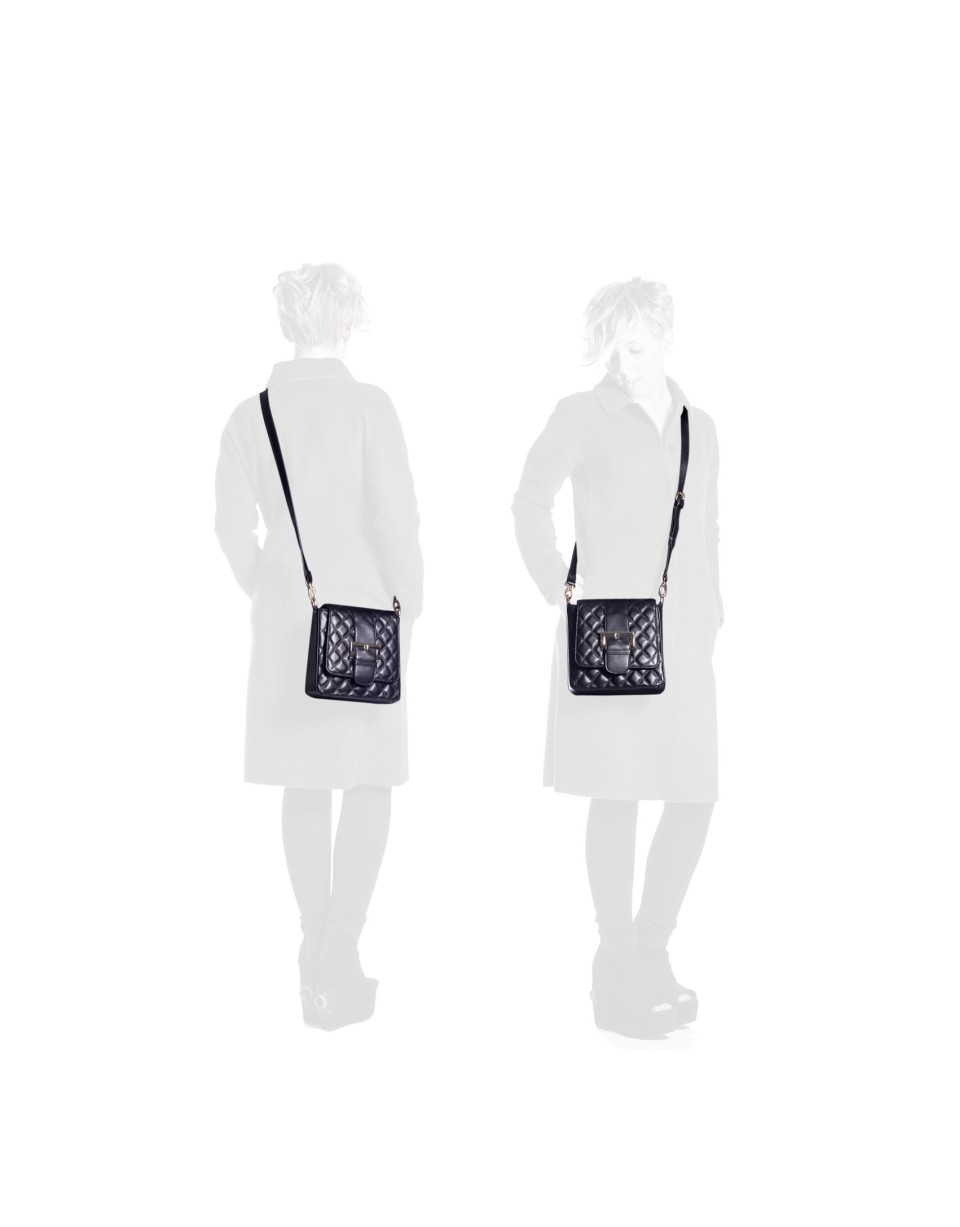 Quilted shoulder bag