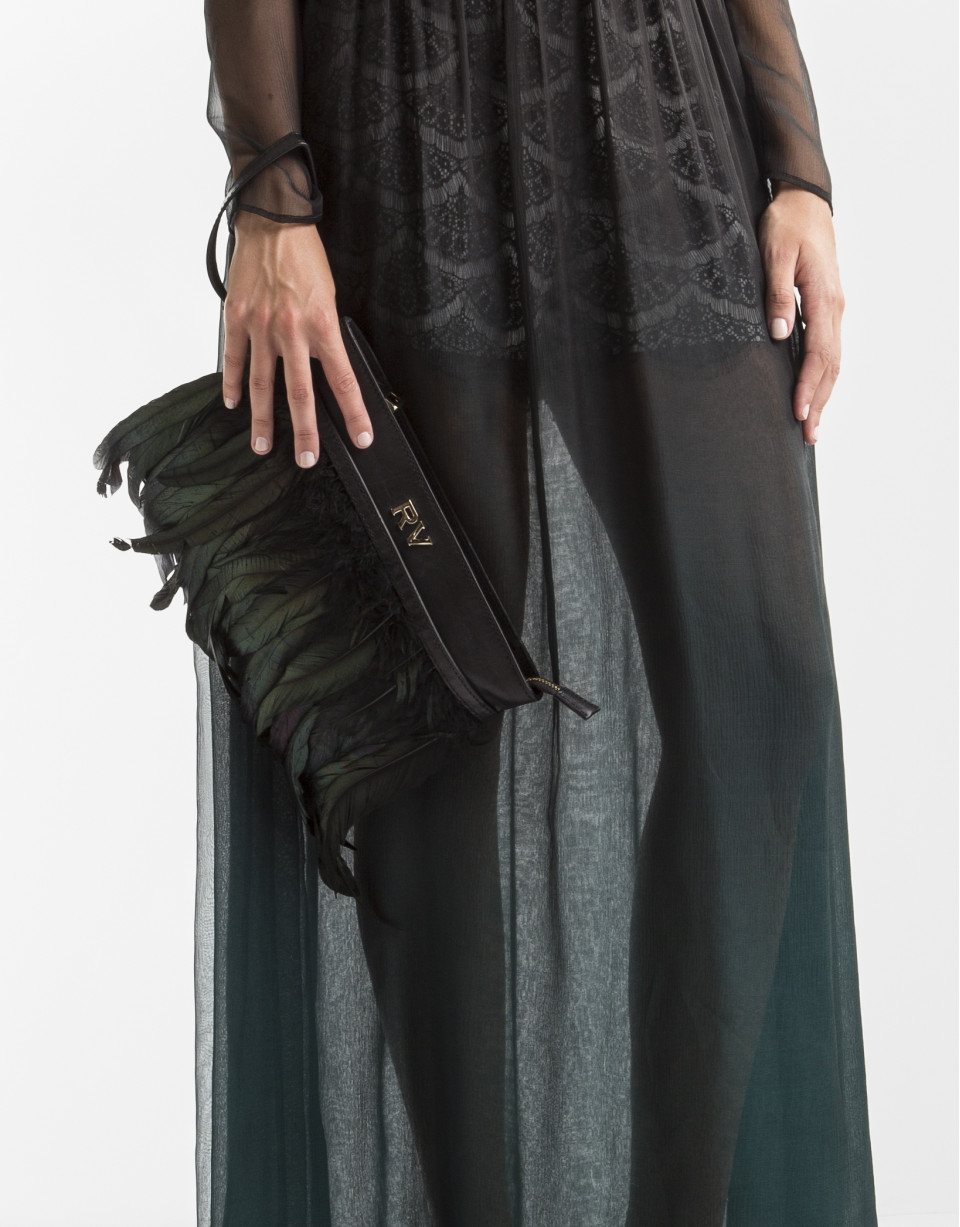 Clutch plumas negro