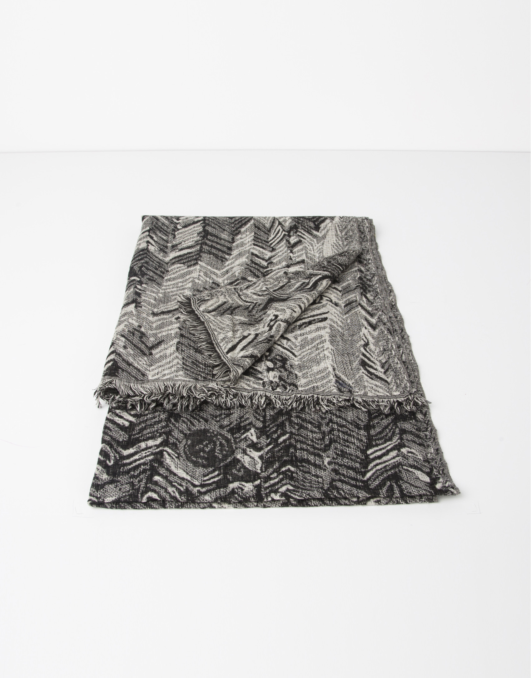 Geometric print wool scarf