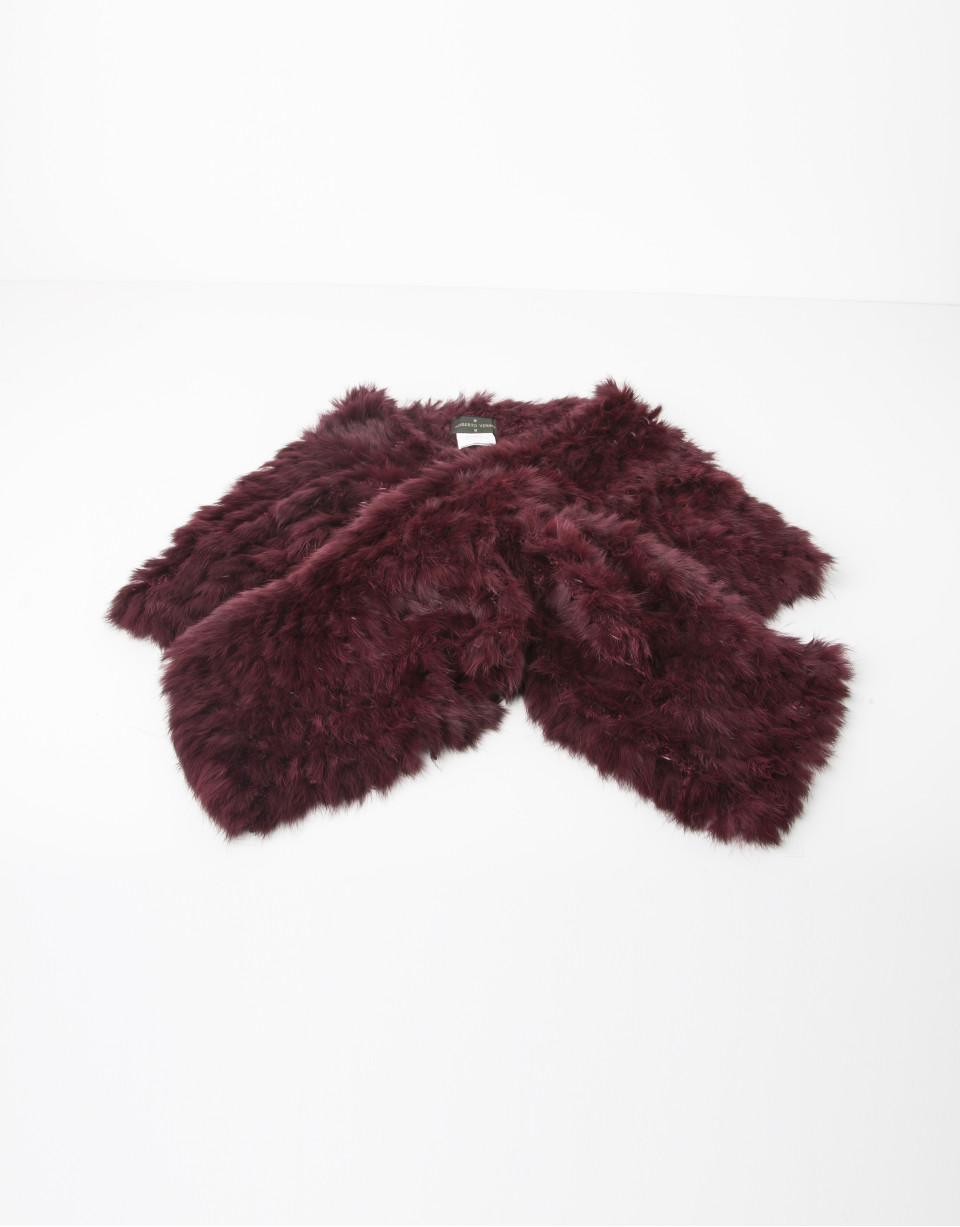 Red fur collar scarf