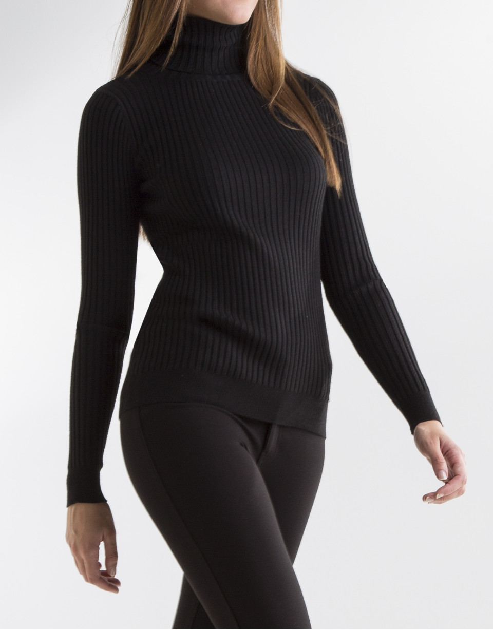 Jersey canalé negro
