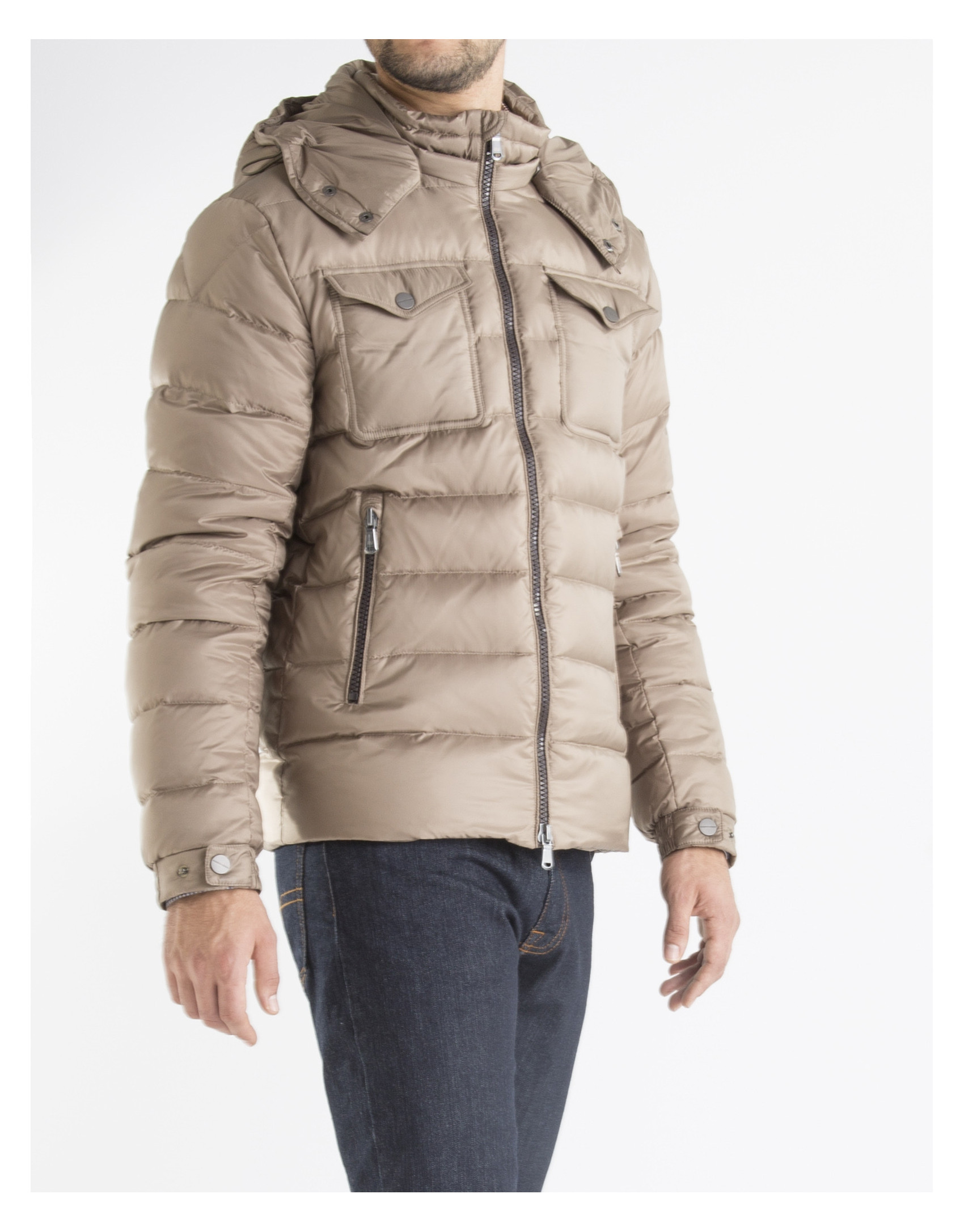 Deportiva plumas corto beige