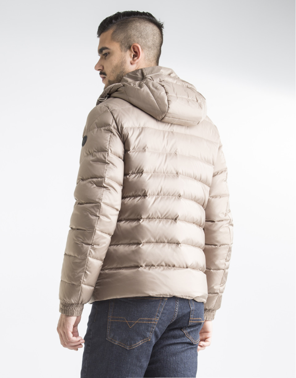 Short beige anorak