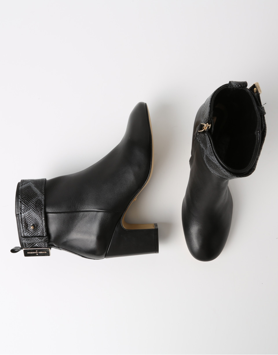 Black lambskin BOMBAI ankle boot