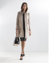 Abrigo corto beige