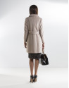 Abrigo corto beige