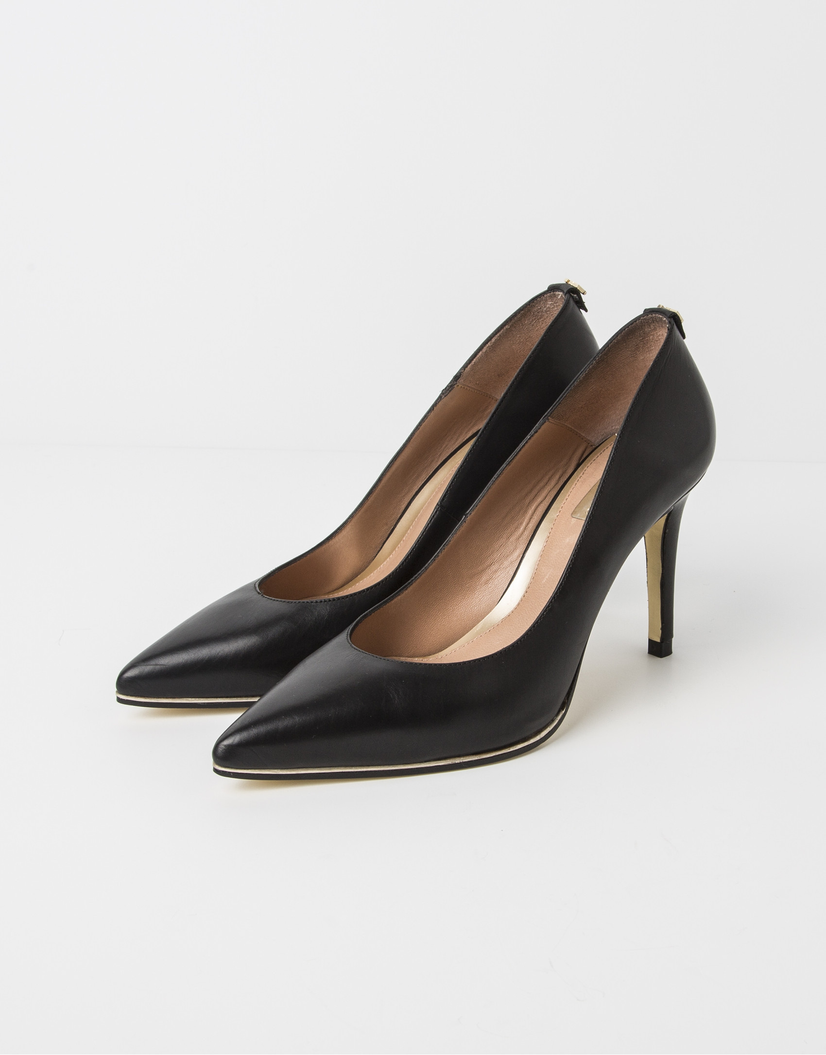 Black lambskin SEUL pump