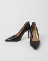 Black lambskin SEUL pump