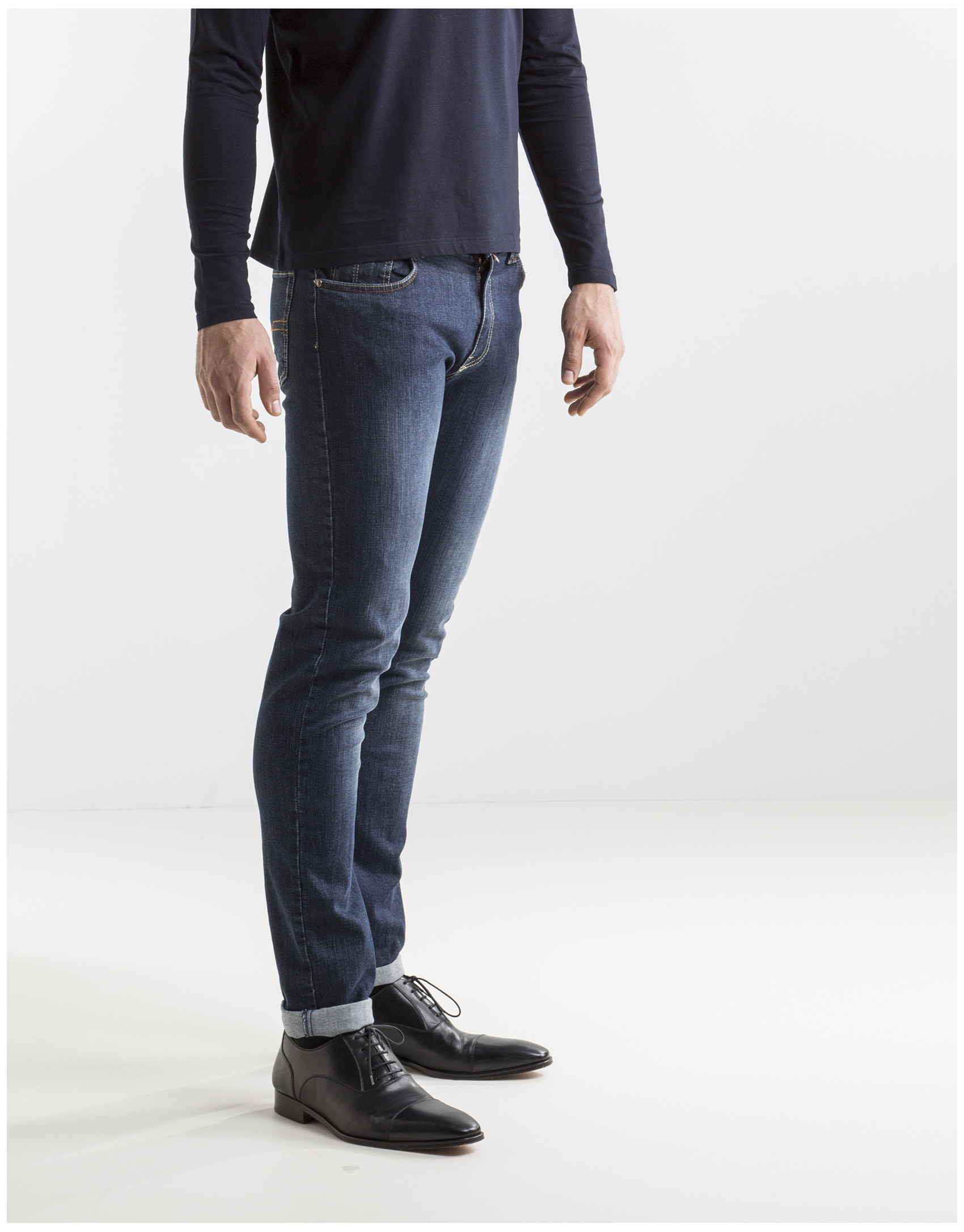 Pantalón jeans azul slim
