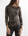 Decorative t-shirt with glitter