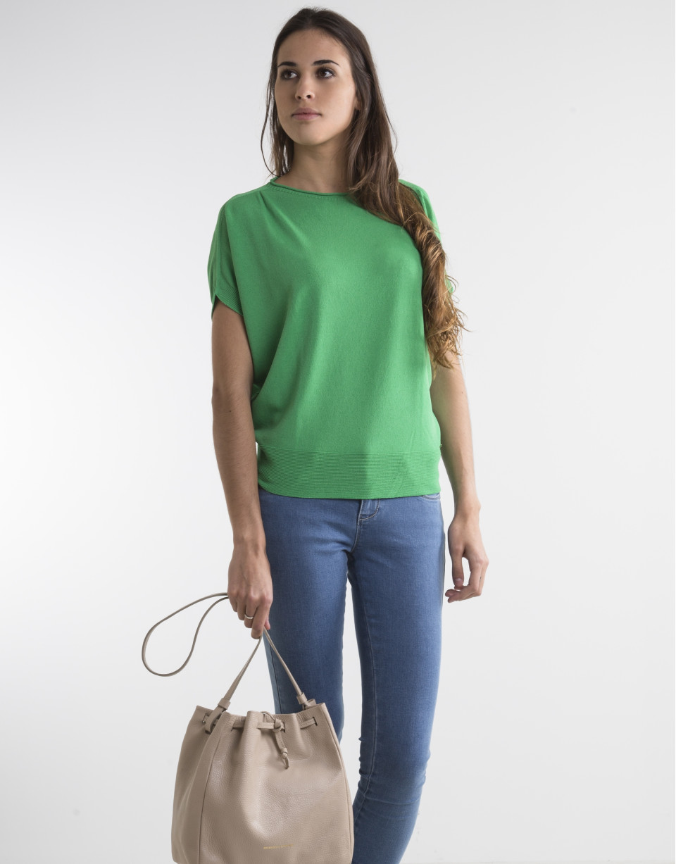 Green loose sweater