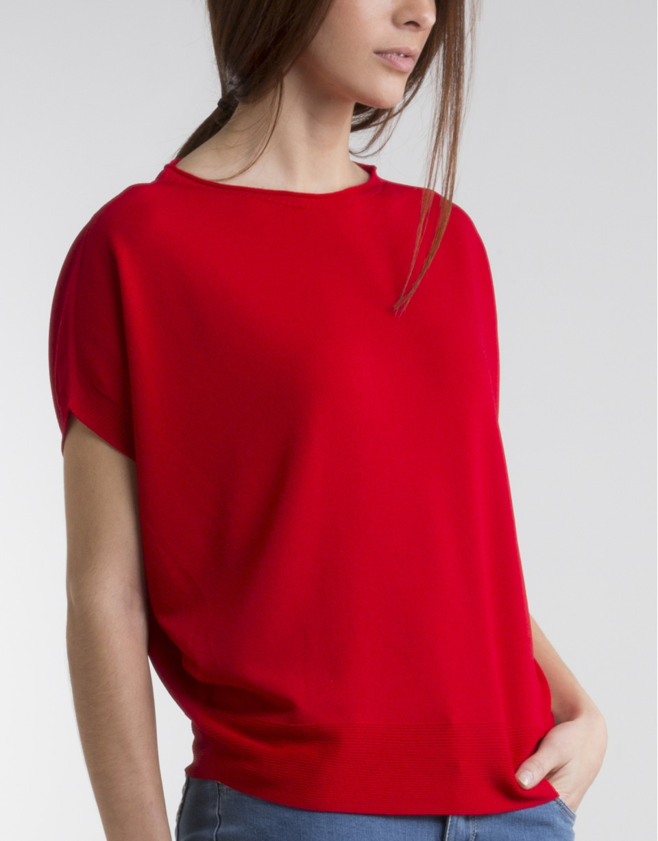 Red loose sweater