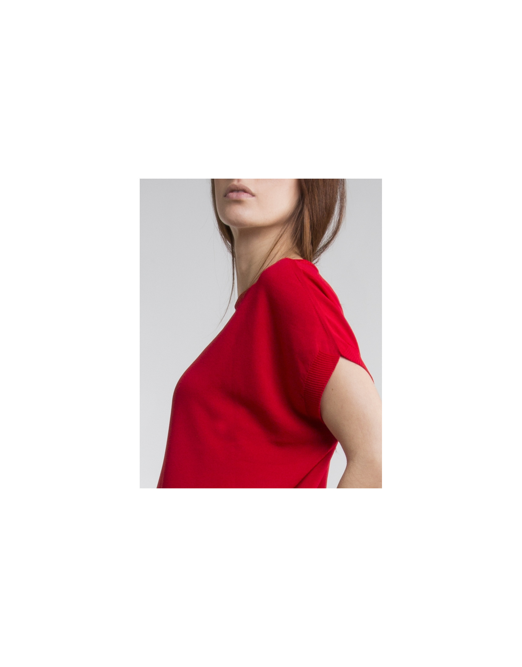 Red loose sweater