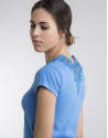 Camiseta crochet azul