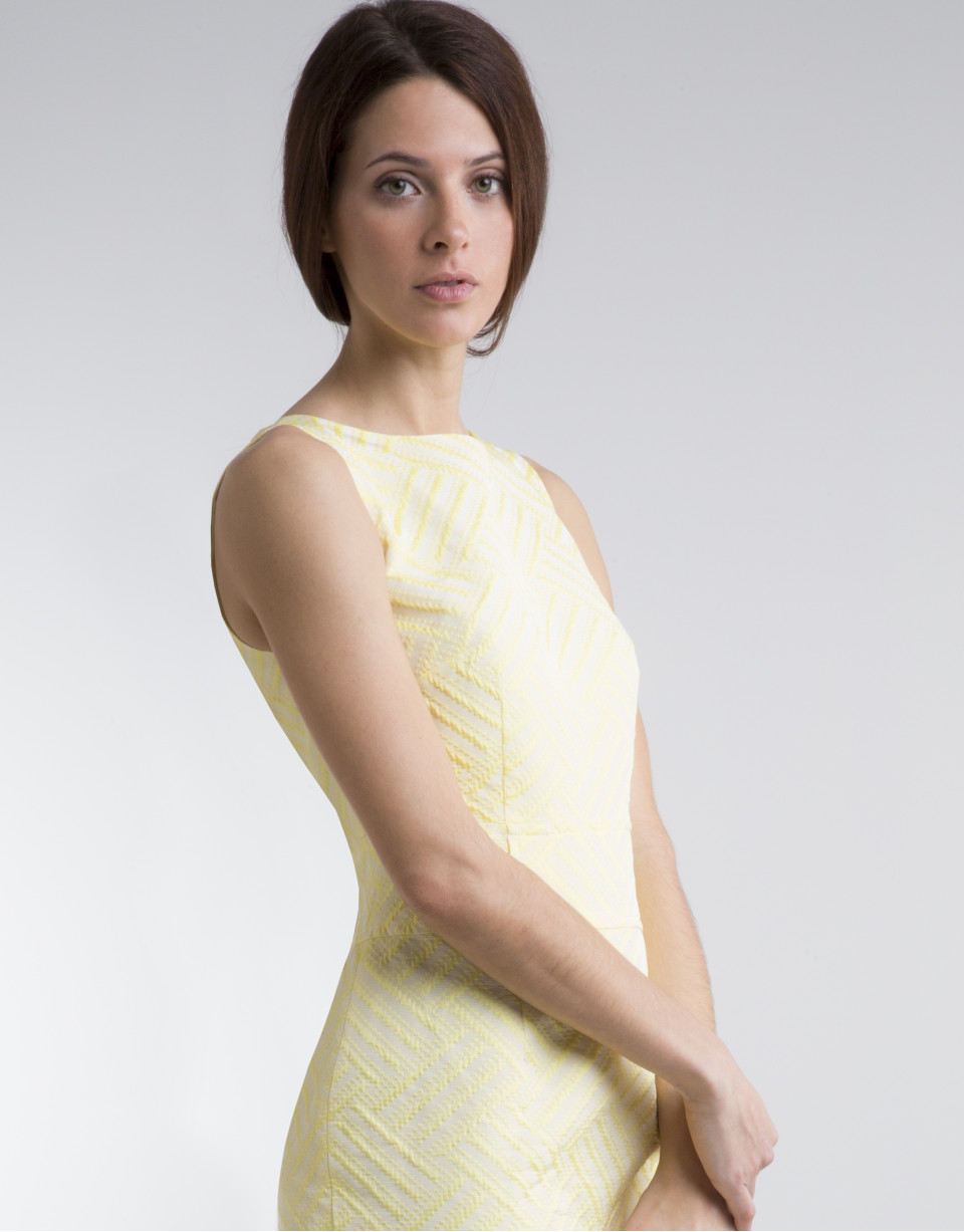 Vestido recto amarillo