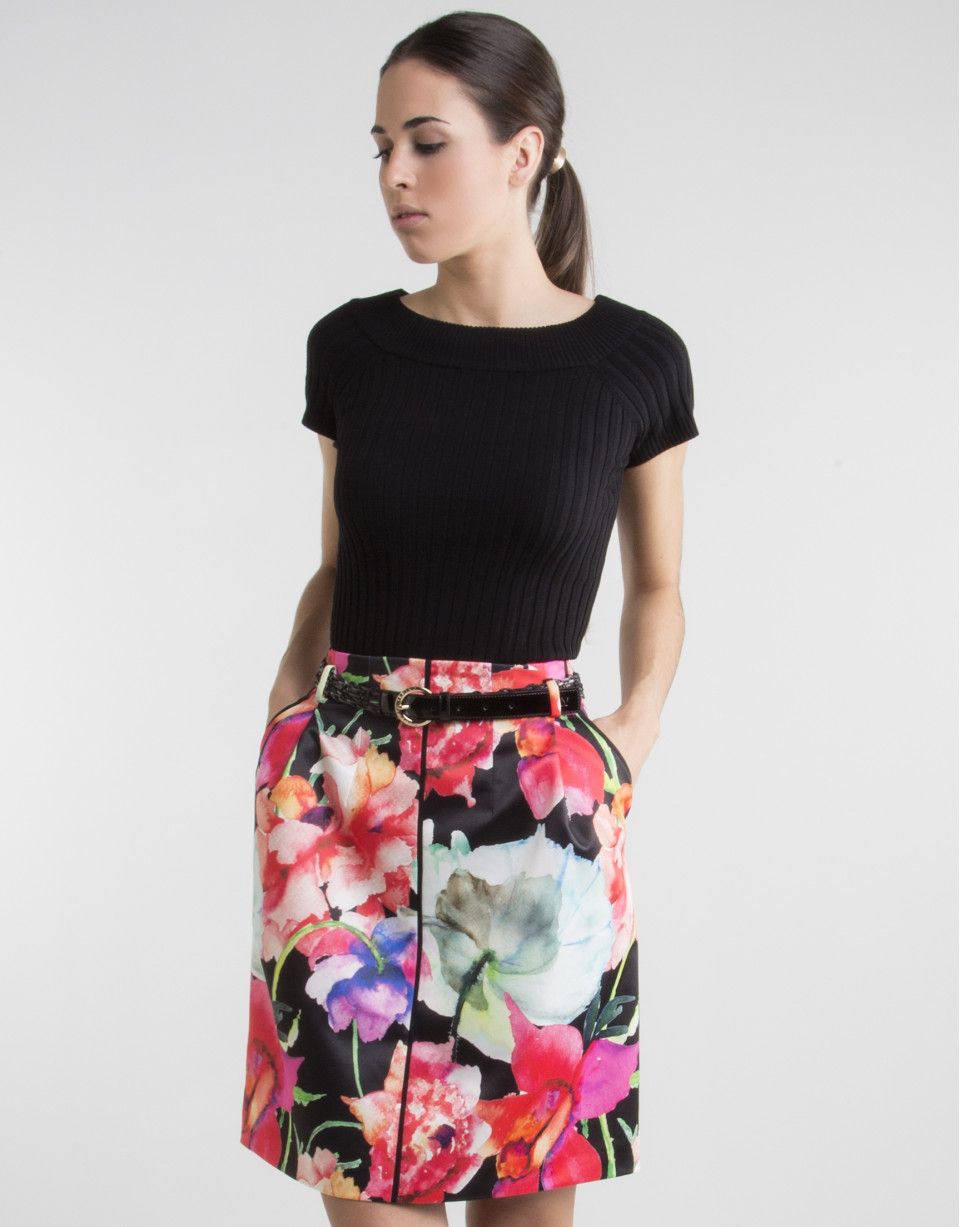 Floral print skirt