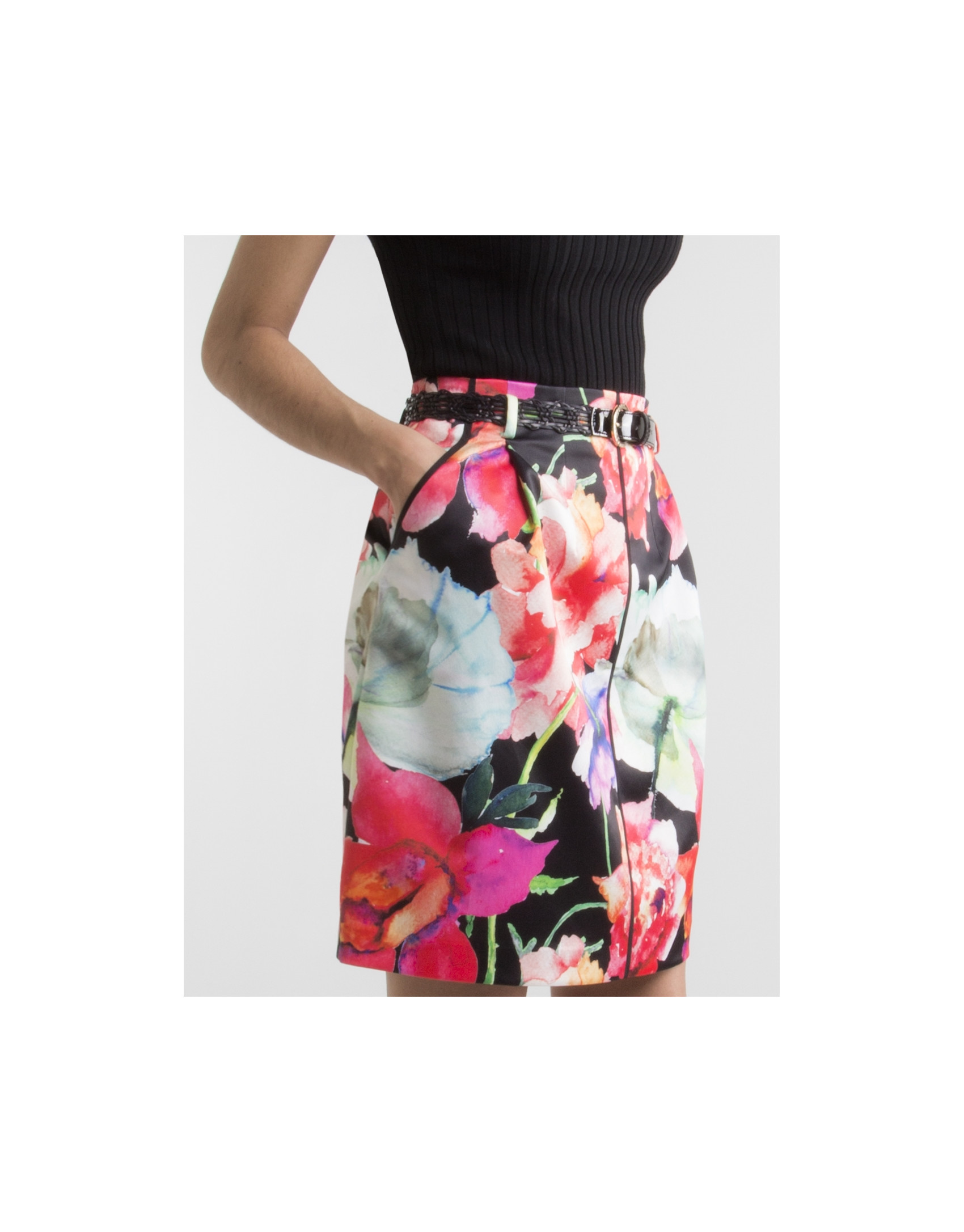 Floral print skirt