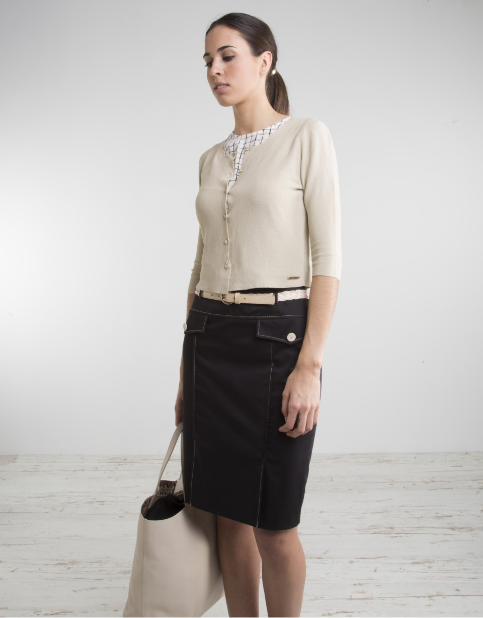 Short camel knit jacket