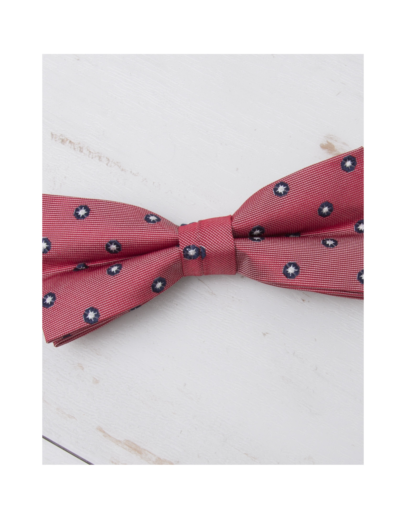 Navy blue /ivory dotted bowtie