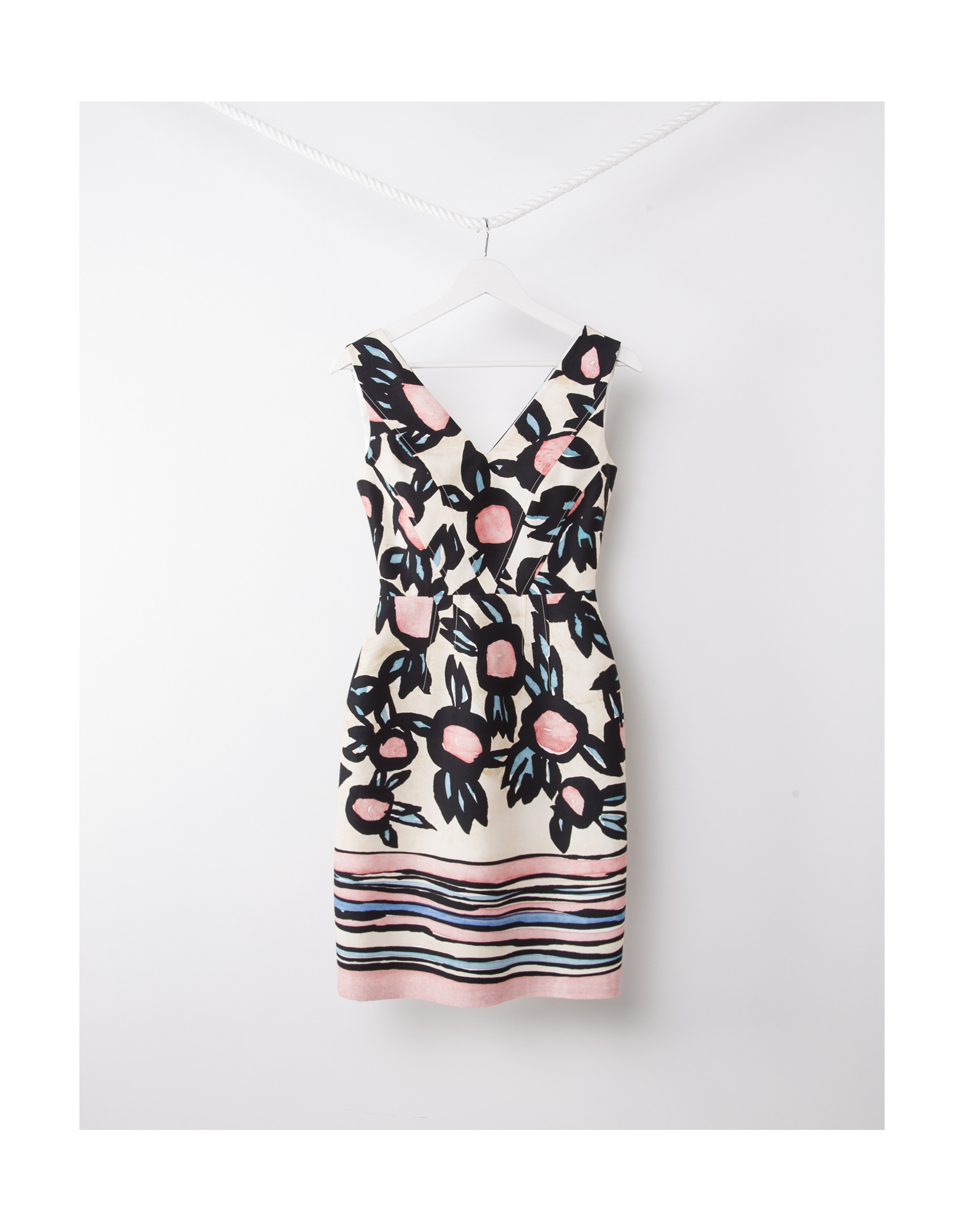 Print V neck dress