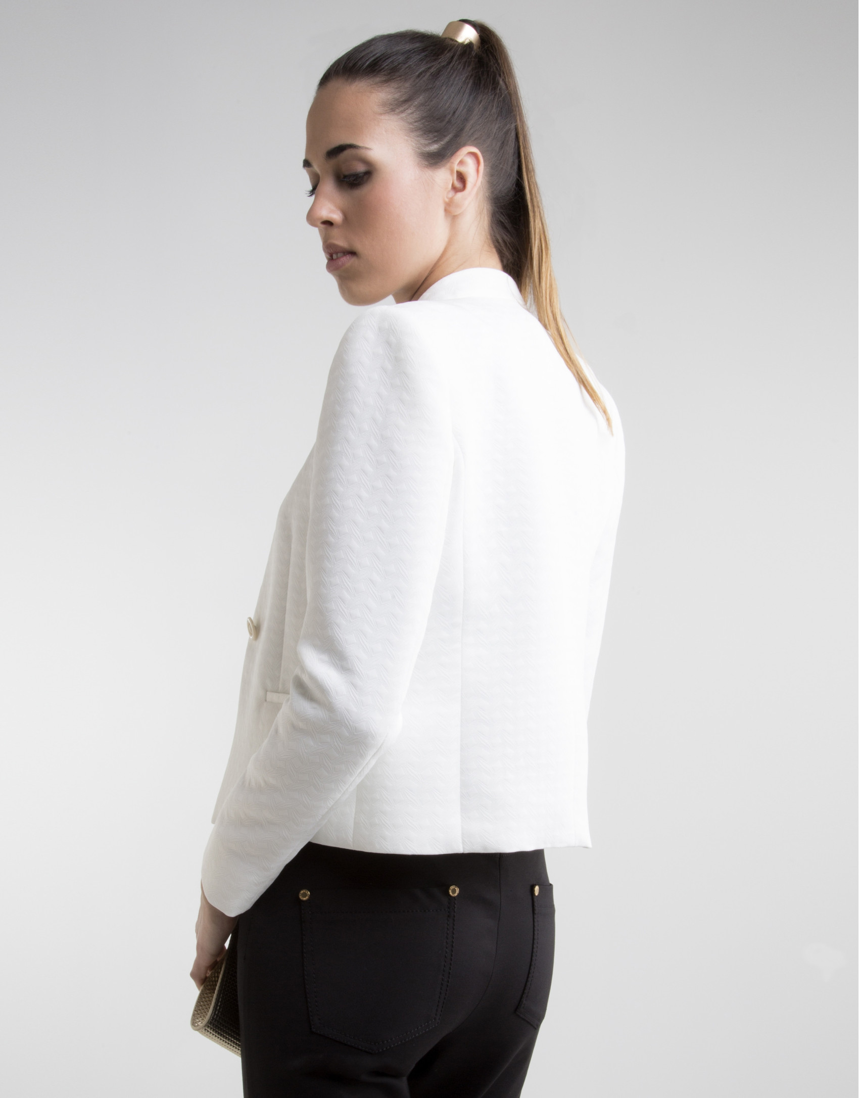 Chaqueta corta blanca