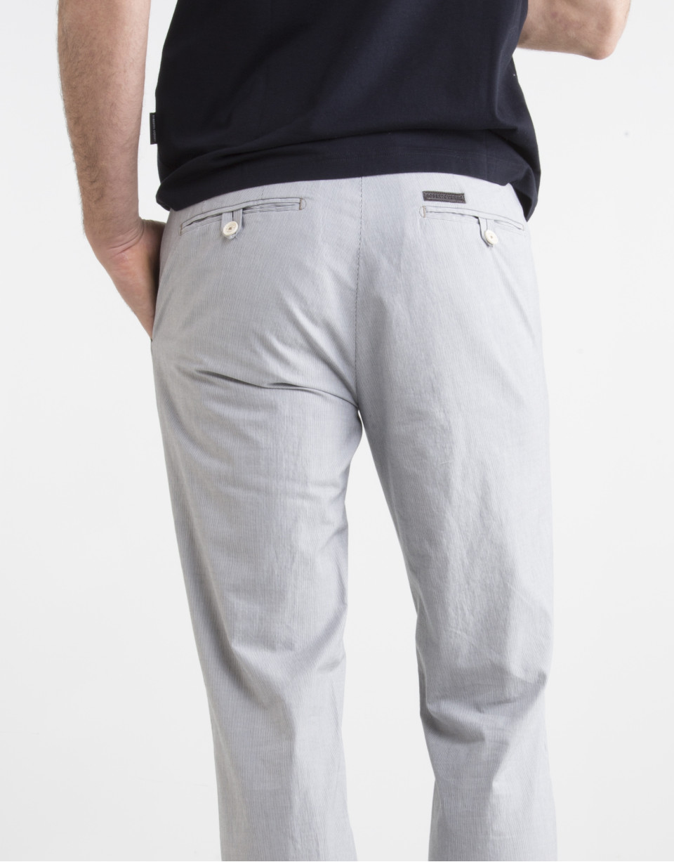 Pantalón chino milrayas