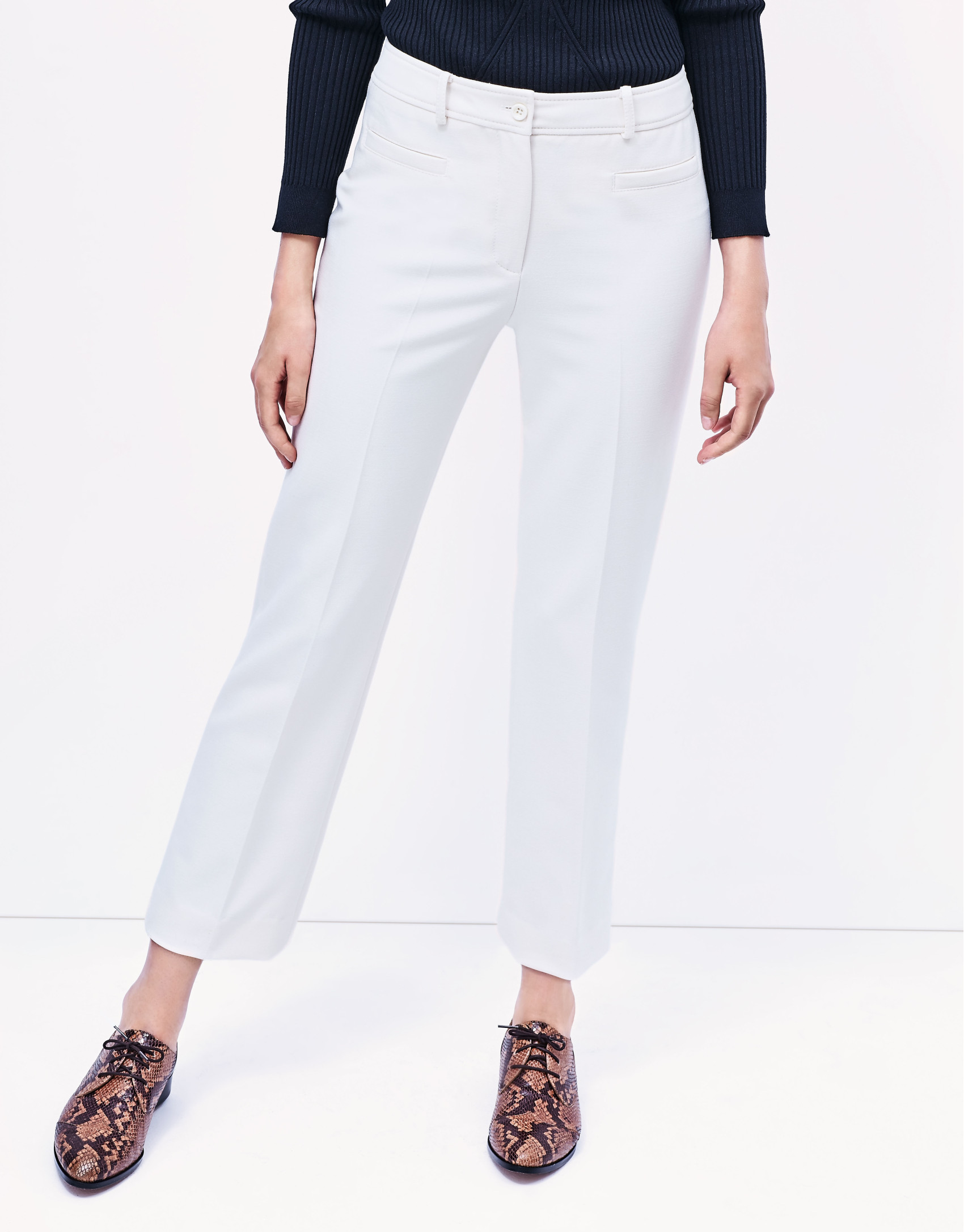 Pantalón crepe blanco roto