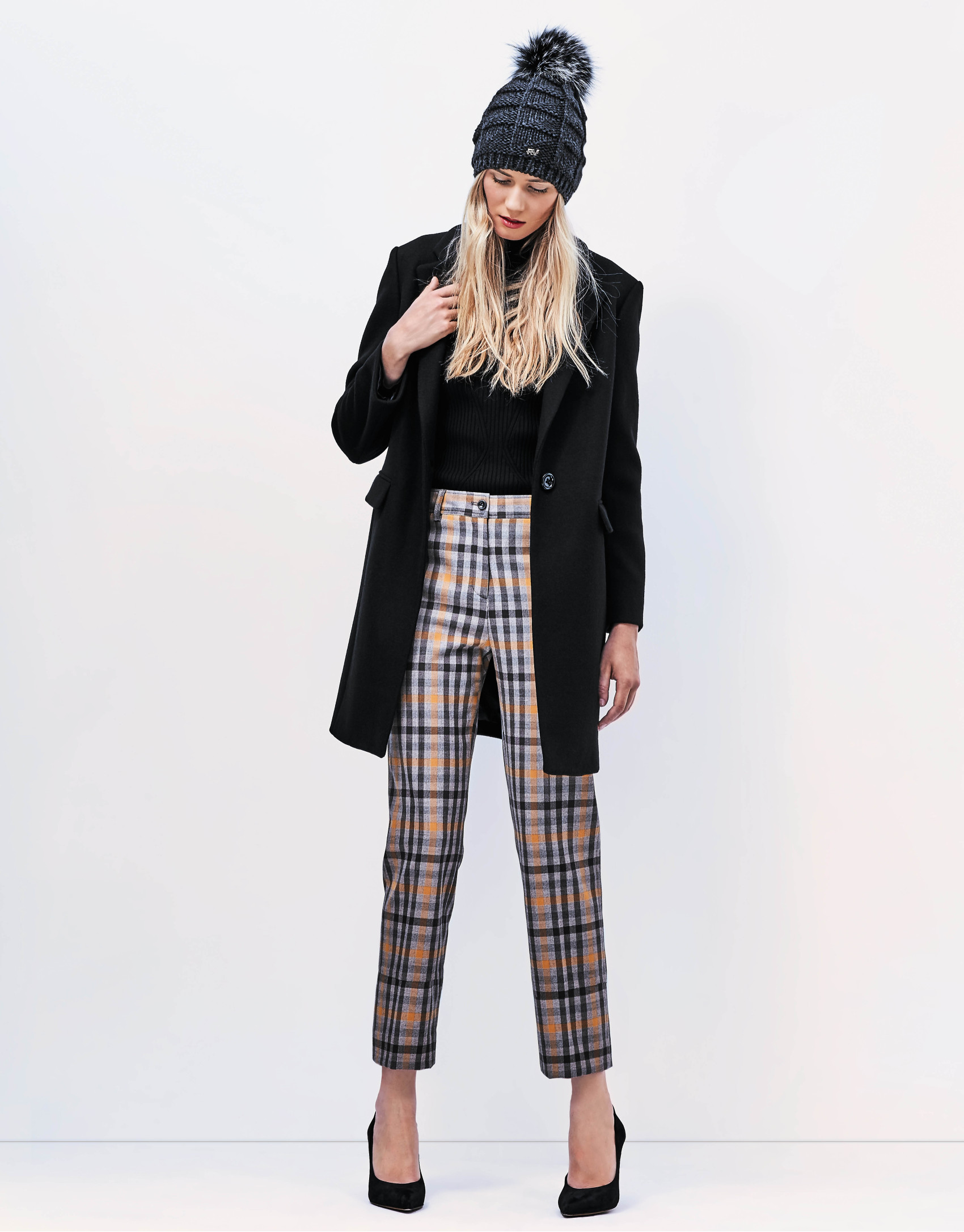 Black short coat