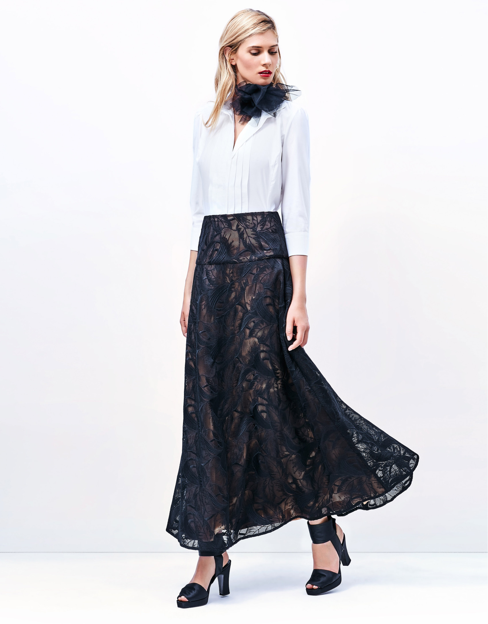 Black lace long evasé skirt