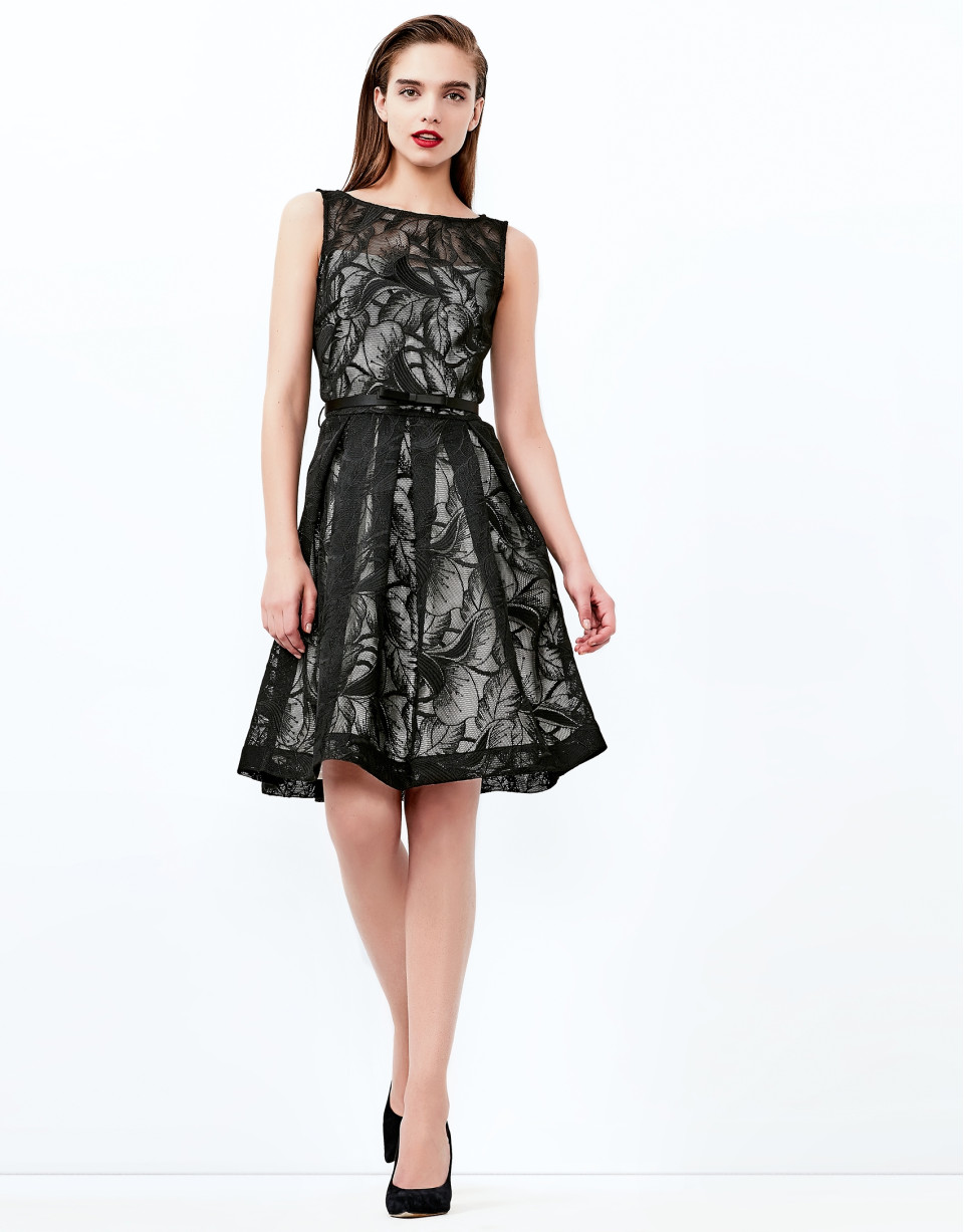 Vestido encaje negro