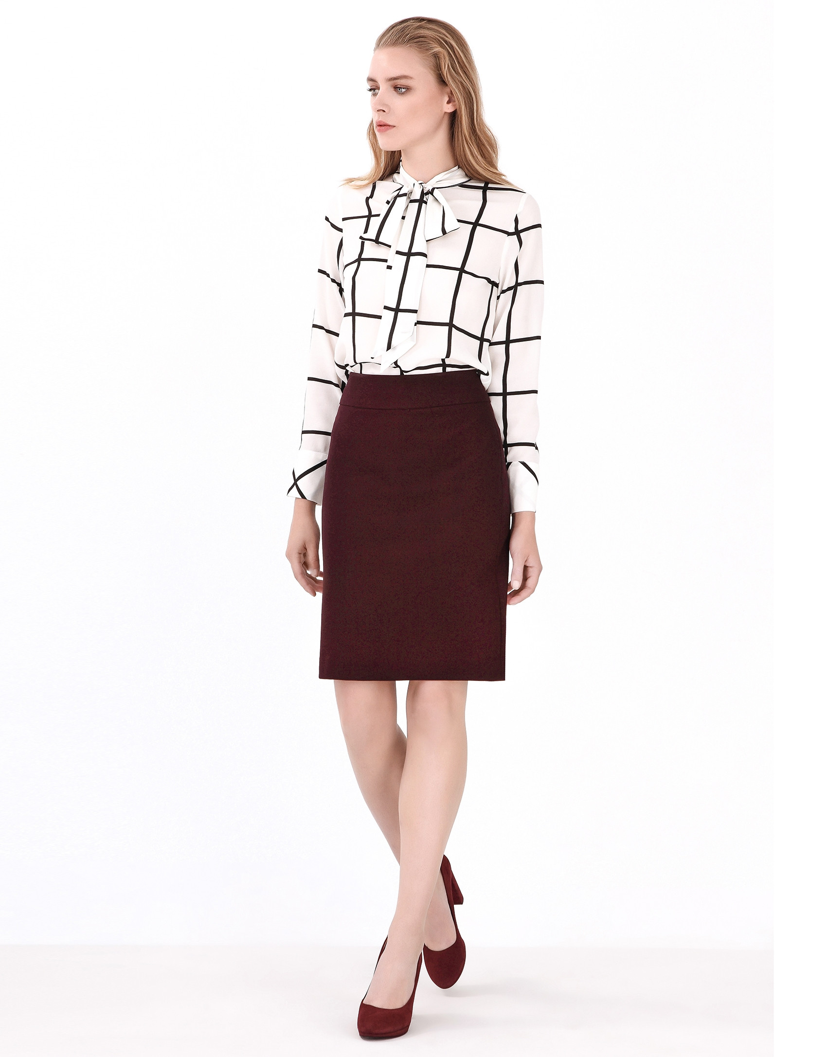 Checked blouse with bow