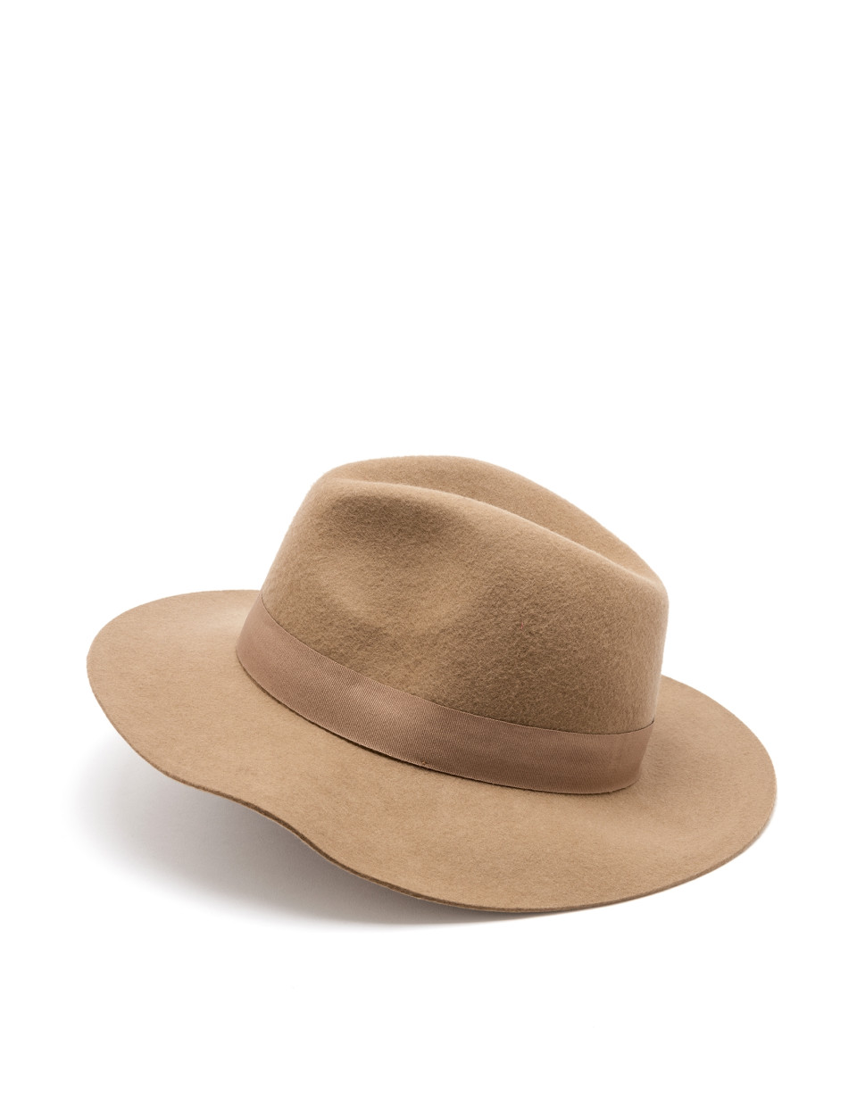 Sombrero camel