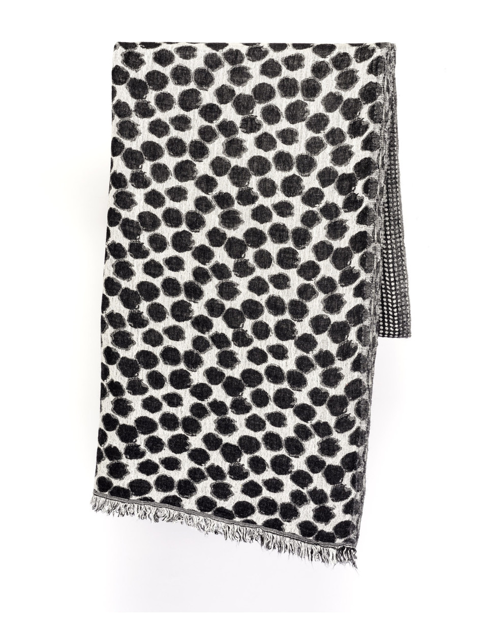 Black and white scarf