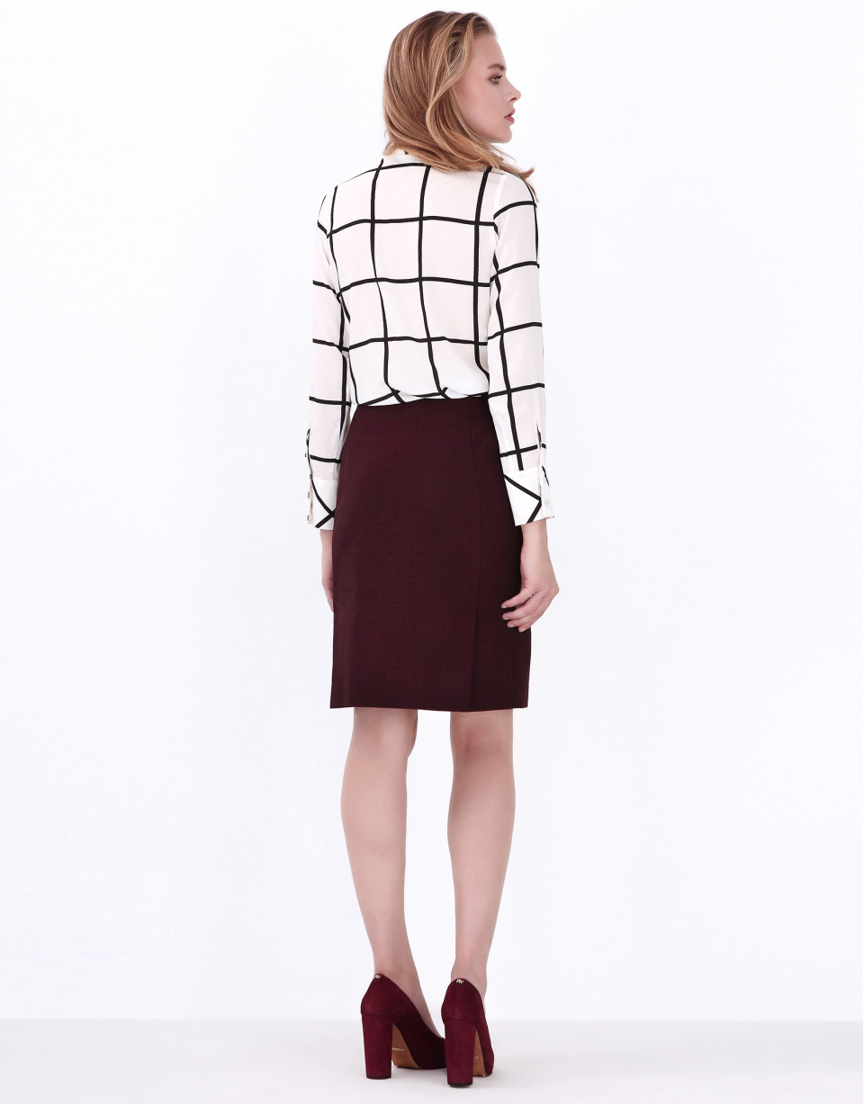 Checked blouse with bow