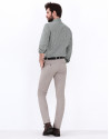 Pantalón chino gris