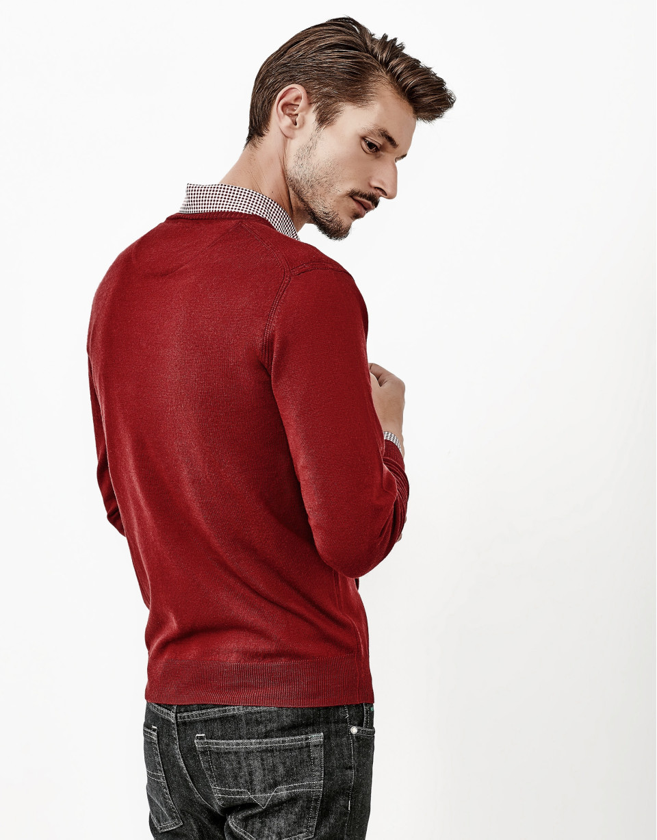 Jersey cuello pico granate