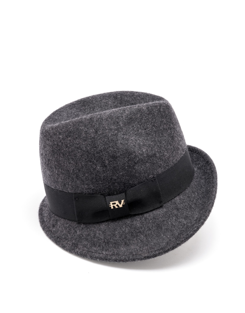 Sombrero gris ala corta