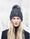 Gorro punto pompón pelo gris