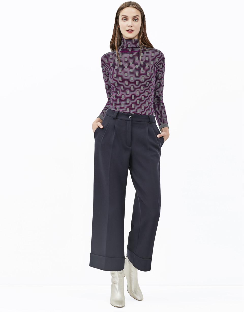 Burgundy turtle neck top