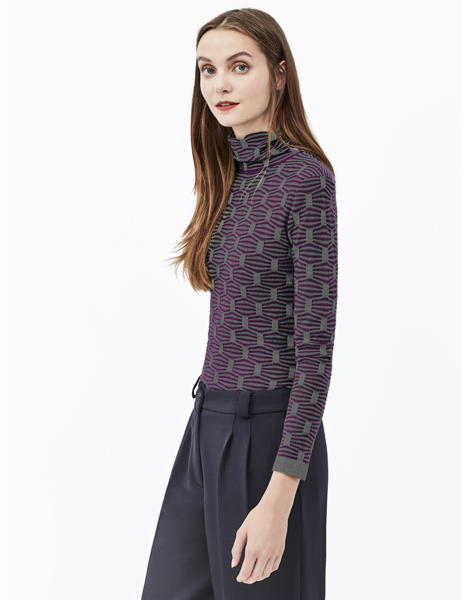 Burgundy turtle neck top