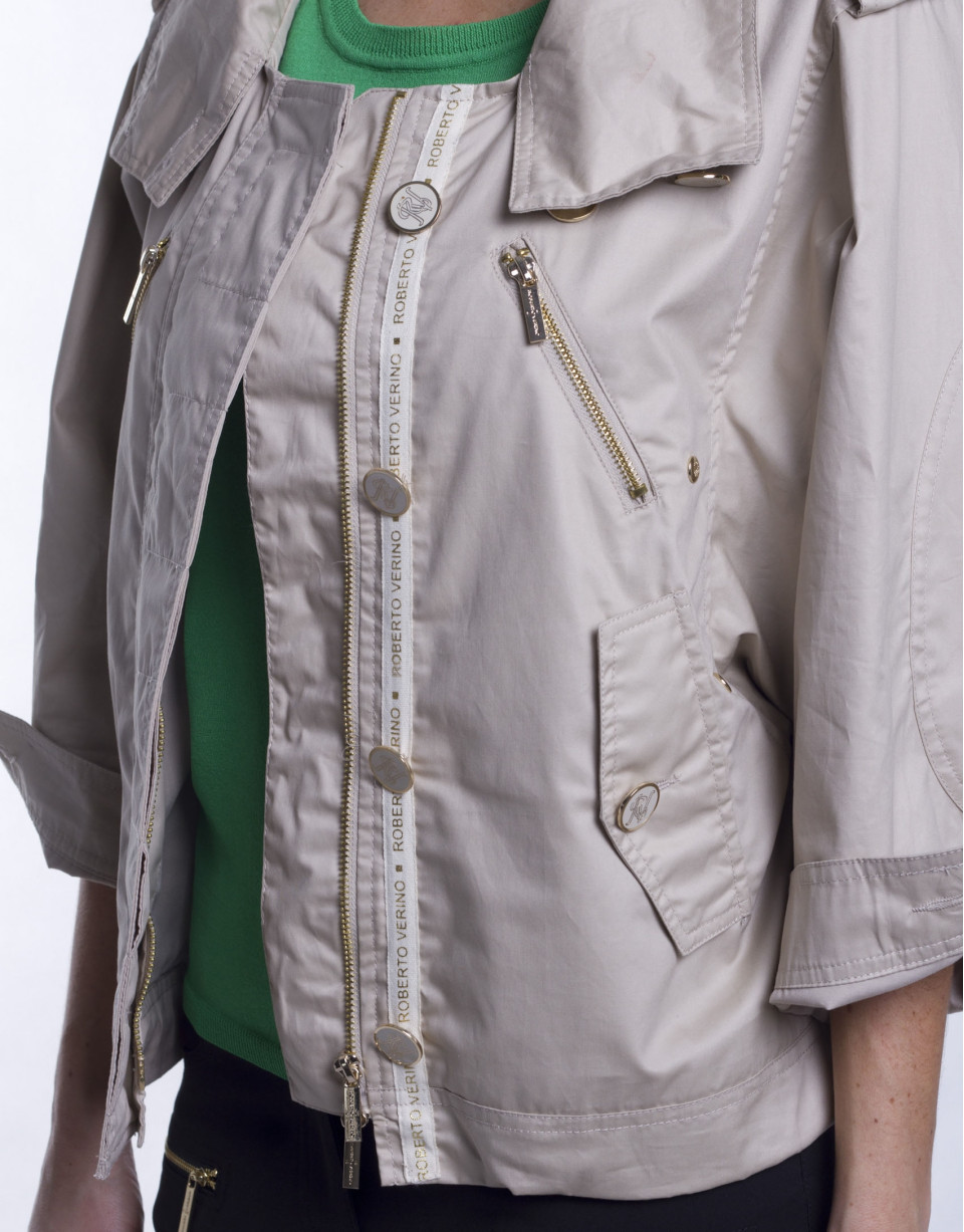 Short beige trench