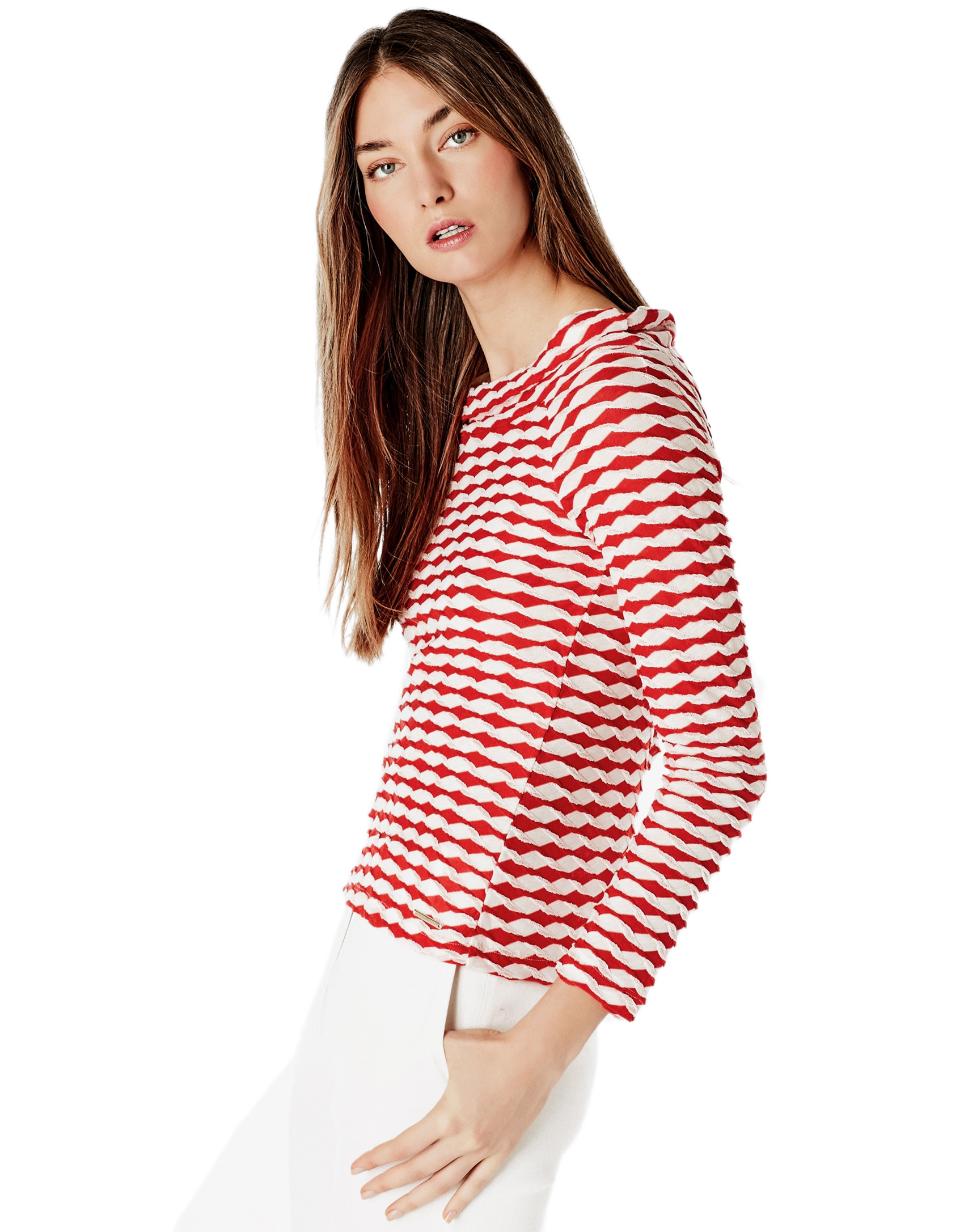 Coral top with boat neck