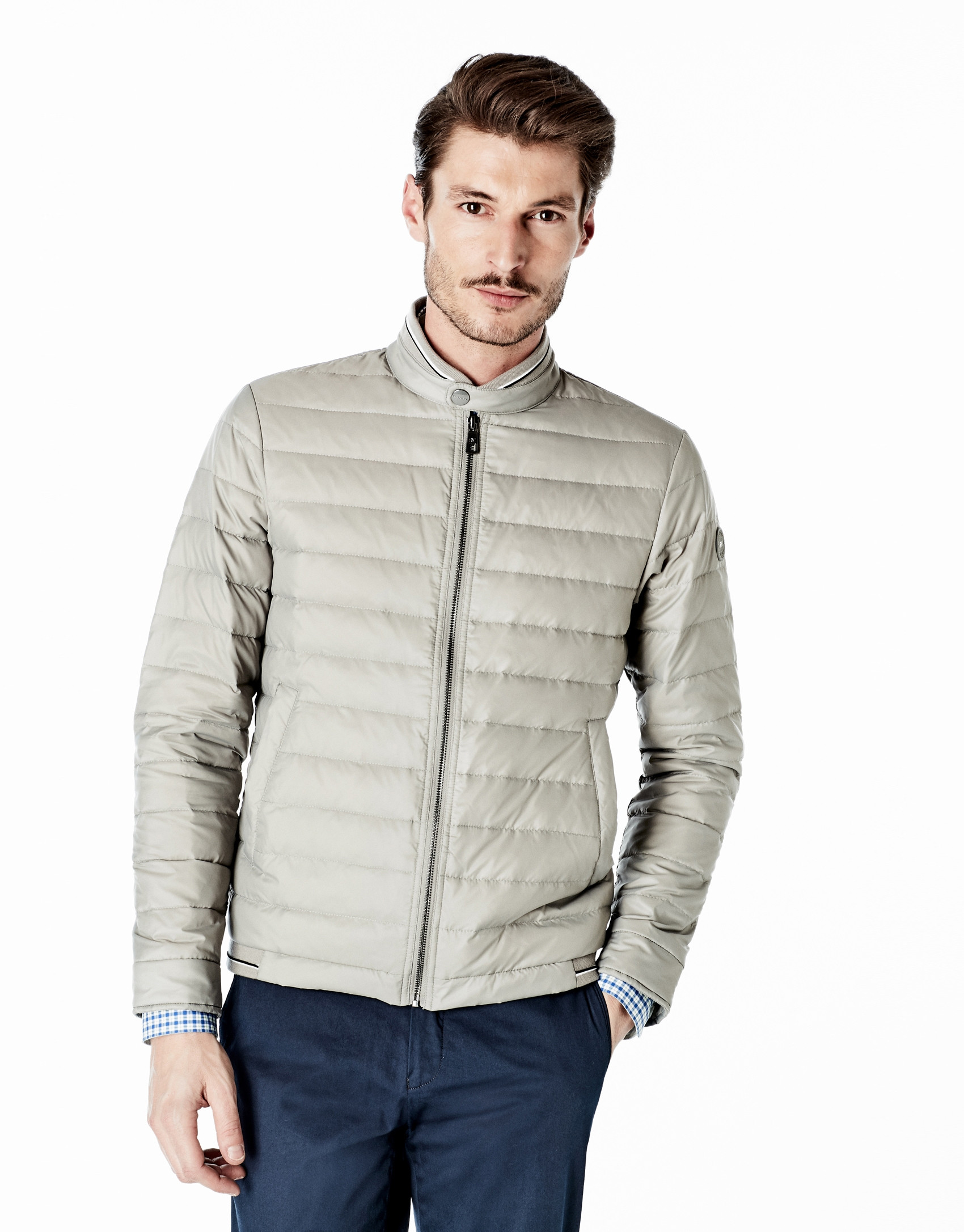 Cazadora acolchada beige
