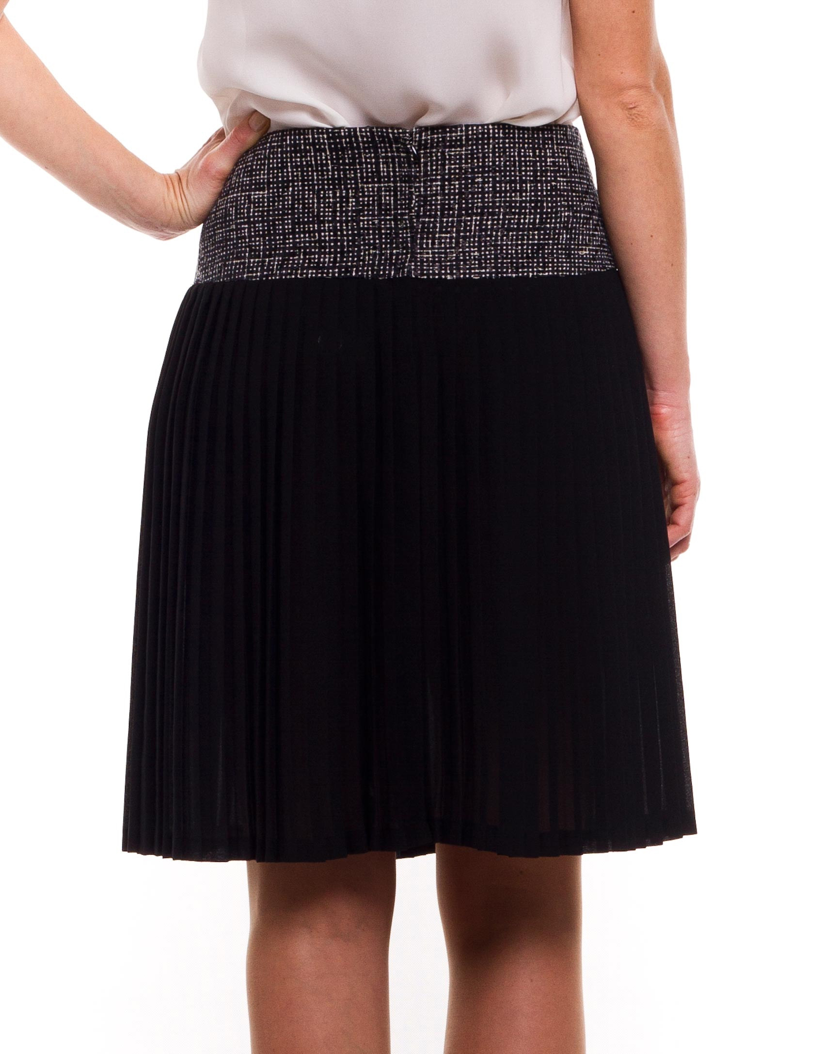 Pleated skirt with print yoke