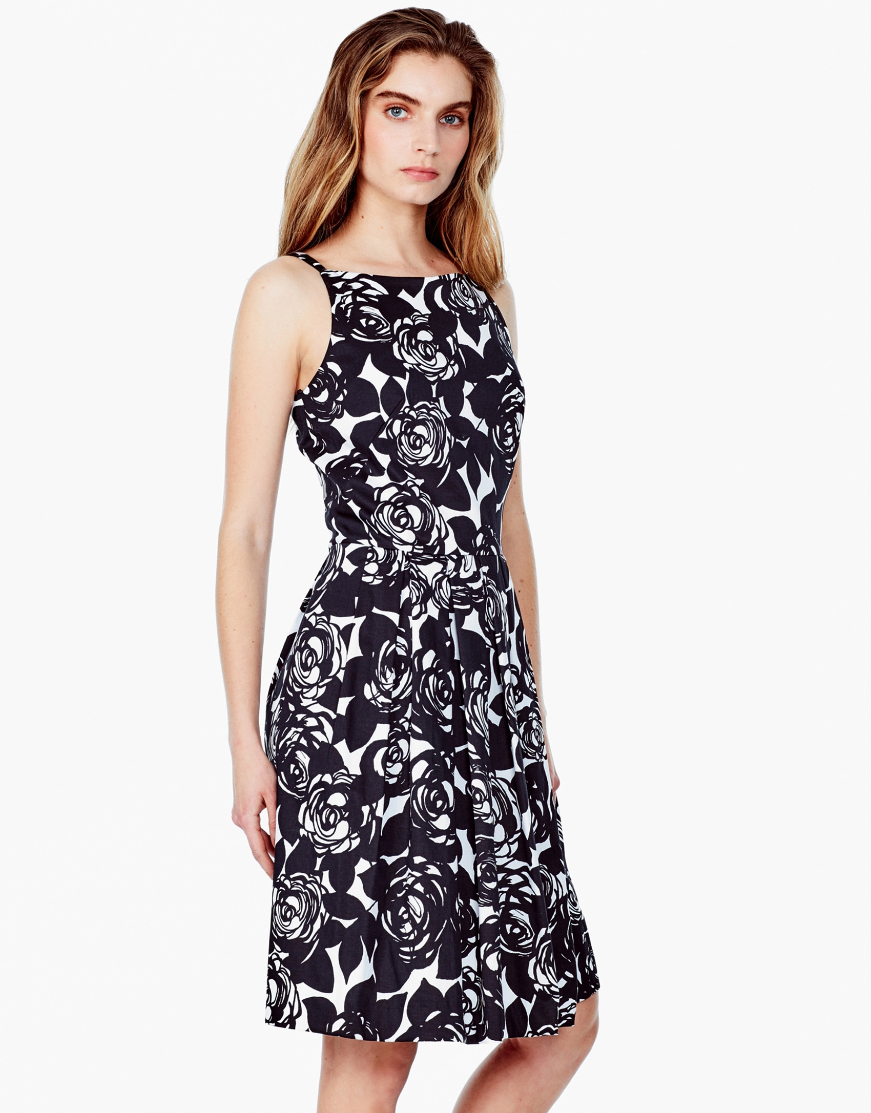 Vestido pliegues negro