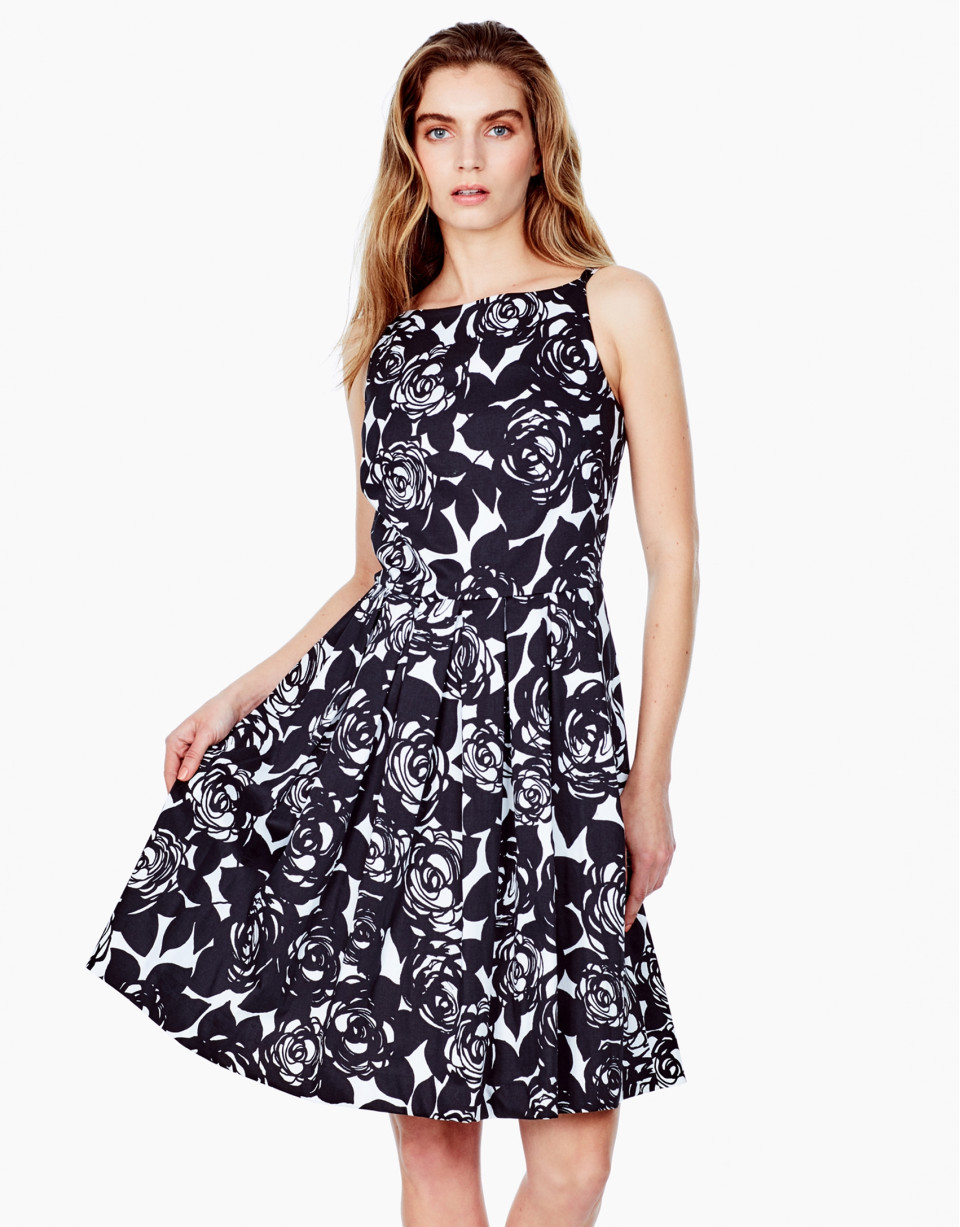 Vestido pliegues negro