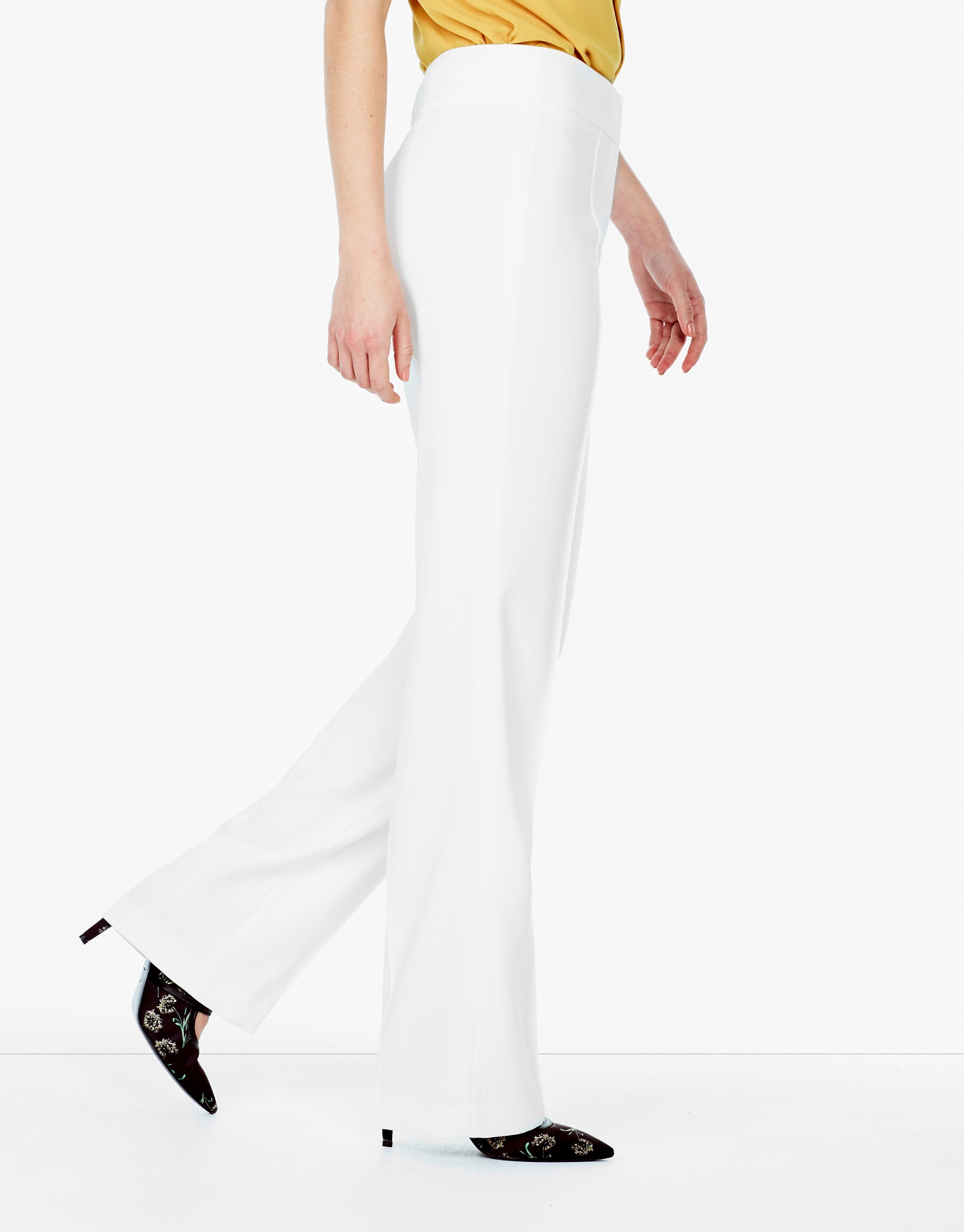 Pantalón crepe blanco roto
