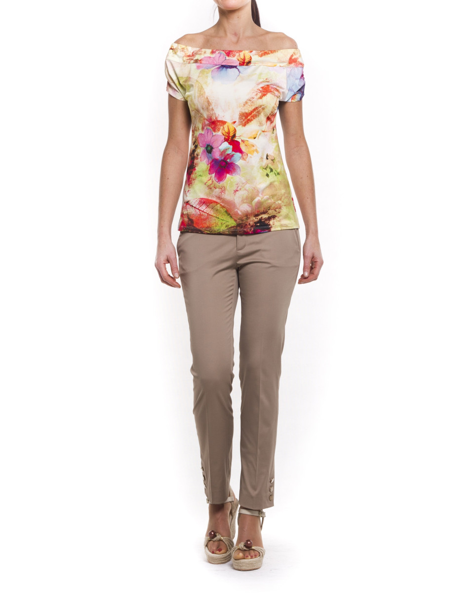 Short sleeve top  with boat neck