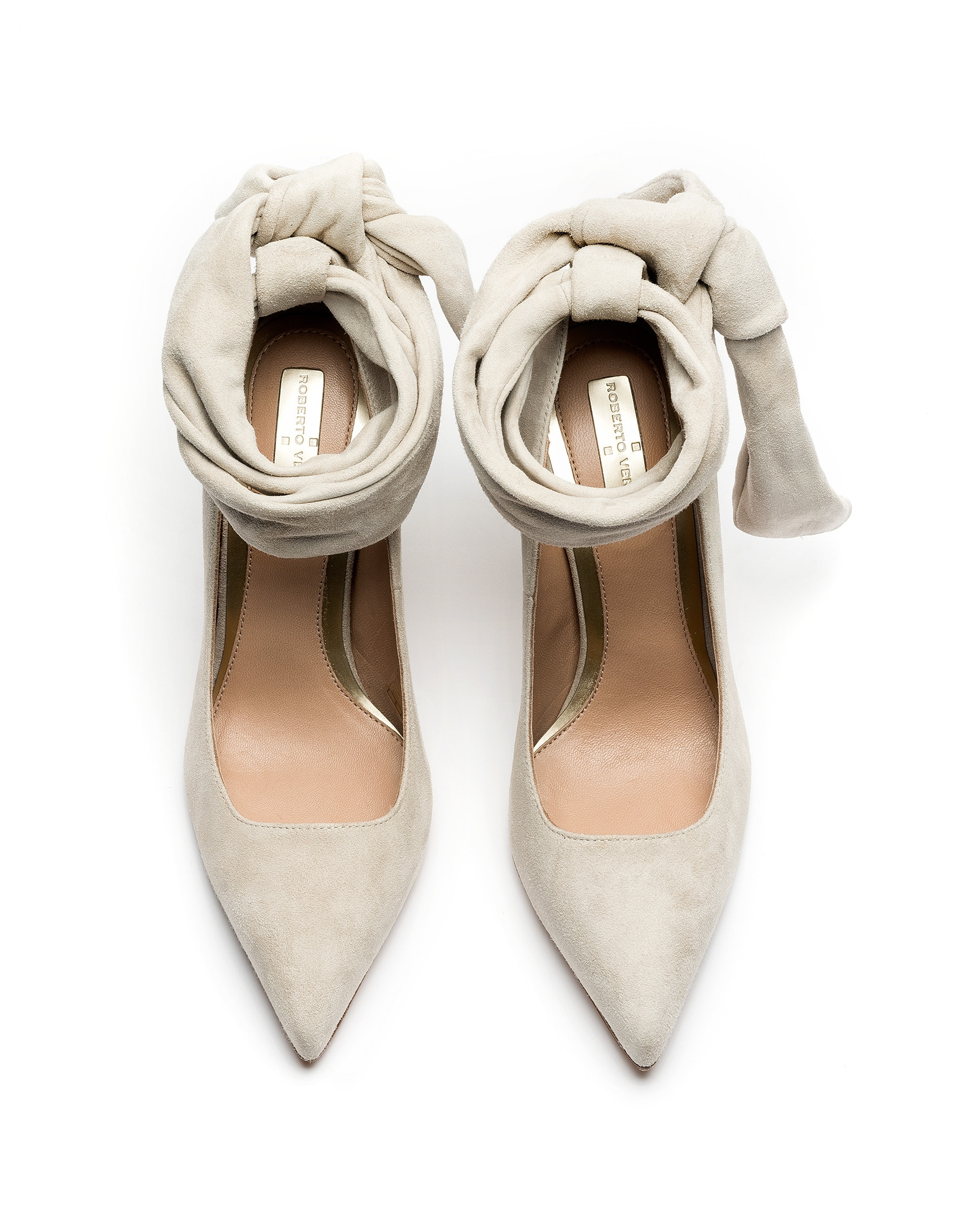 Nude colored Saint Tropez pumps