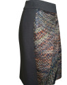 Falda corta gris jacquard delantero